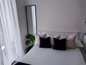 Glamour Homes